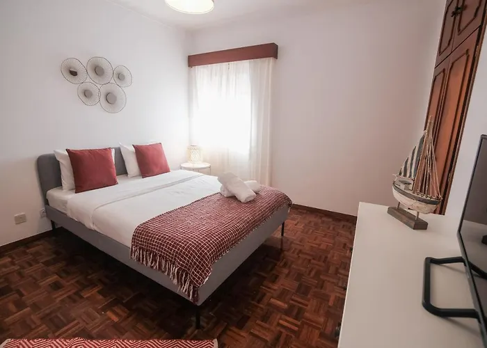 Besugo's House & Homestay szállás *