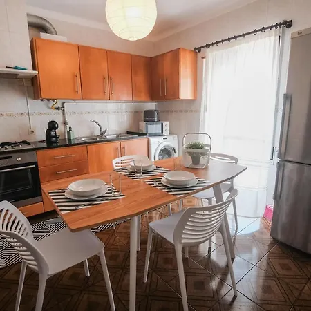 Besugo's House & Homestay szállás *